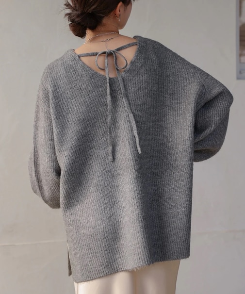 エアリーヤーンバックオープンニット