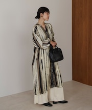 モノトーン柄シャツワンピース