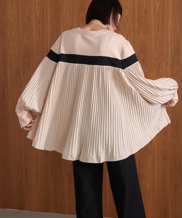 配色ラインプリーツプルオーバー
