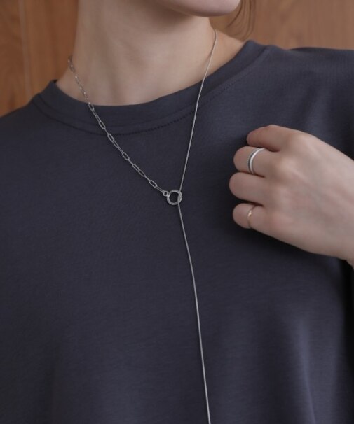 ダブルチェンデザインネックレス