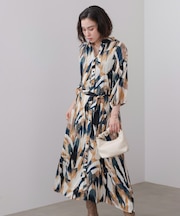 ニュアンスリーフ柄ワンピース