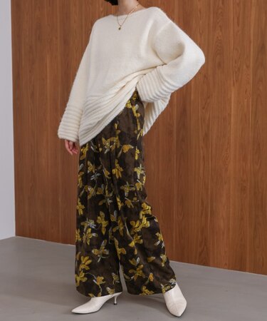 クラシックフラワーワイドパンツ