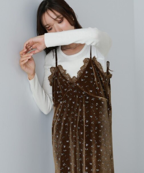 【Bab】小花柄レース付きベロアキャミワンピース