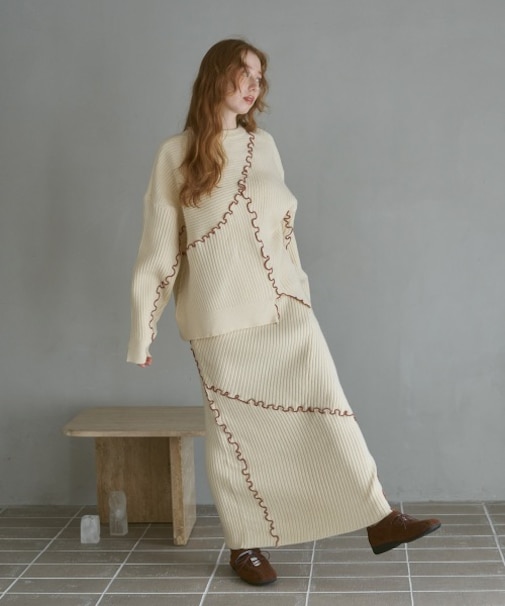 ランダムメロウニットスカート