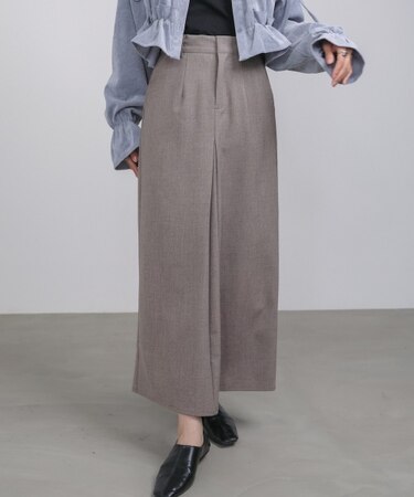 フロントタックIラインスカート