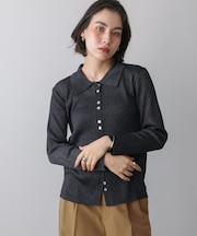 釦デザイン光沢糸ポロ衿ニット