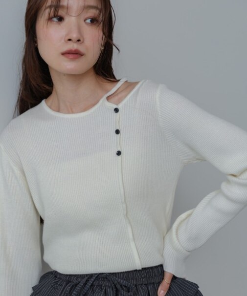 【Bab】ショルダースリットニットトップス