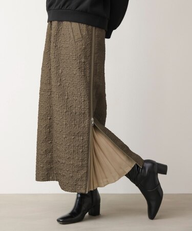 サイドZIPエンボススカート