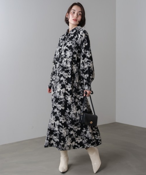 フロントフリル花柄ワンピース