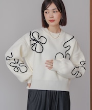 コード刺しゅうニット