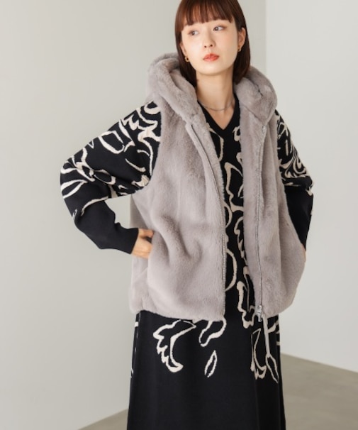 フェイクシープフード付ファーベスト