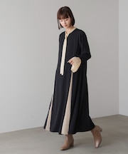 プリーツワンピース