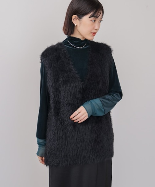 ソウバリシャギーニットベスト