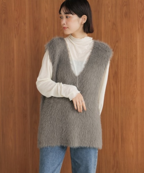 ソウバリシャギーニットベスト