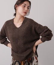 ヤクライクVネックニットプルオーバー