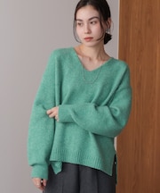 ヤクライクVネックニットプルオーバー
