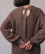 モールケーブルニット