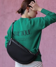 ハーフムーンナイロンショルダー