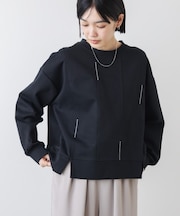 ライン刺繍プルオーバー