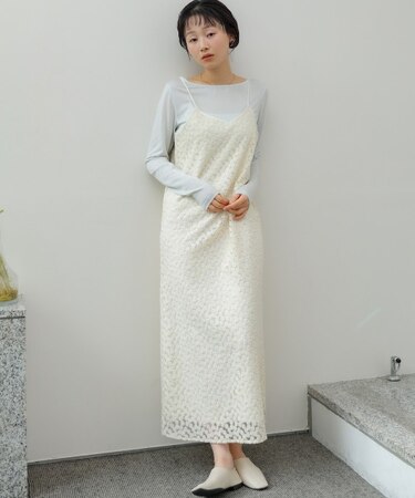 【Bab】【選べるサイズ展開】刺繍フラワーキャミワンピース