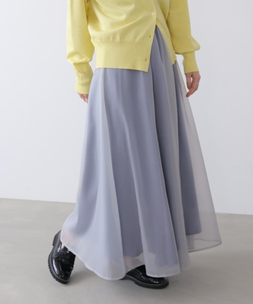 シアーフレアスカート