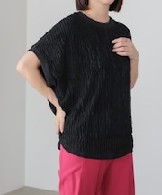 フリルカットソー