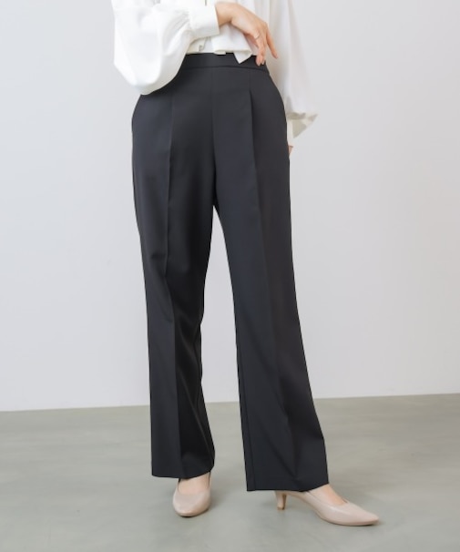 ストレッチテーパードパンツ