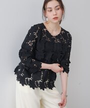 ケミカルレースブラウス