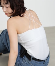 カップ付きバックストラップキャミ