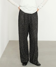 刺繍フラワーパンツ