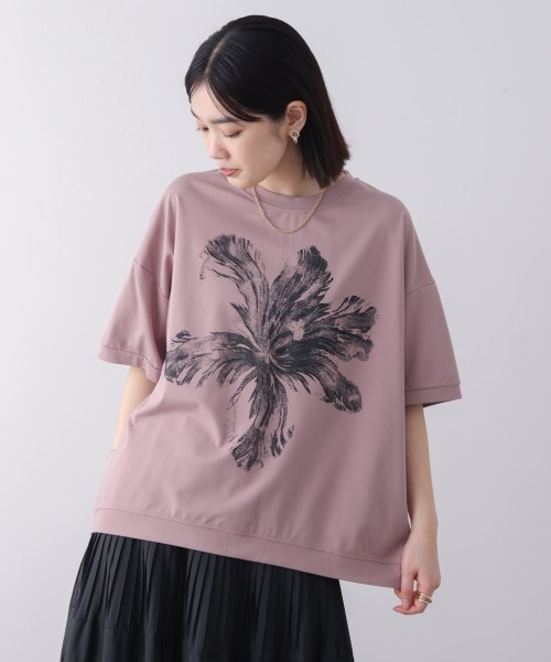 モノトーンフラワーTシャツ｜ブージュルードの通販｜&mall（アンド 