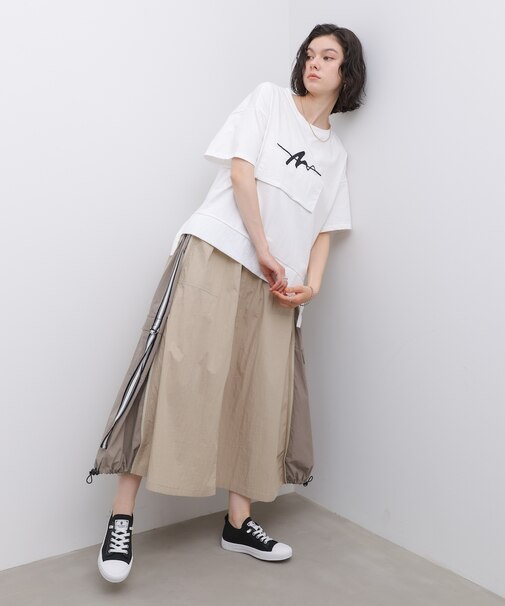 刺繍アンダーファスナーＴシャツ