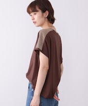 肩ラメラインTシャツ
