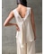 DRAPED RUFFLE SLEEVELESS TOP（ﾄﾞﾚｰﾌﾟﾗｯﾌﾙｽﾘｰﾌﾞﾚｽﾄｯﾌﾟｽ）