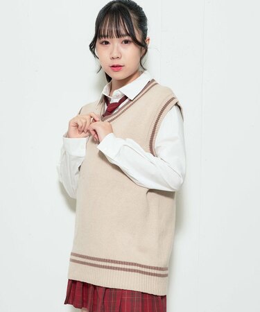 ラインスクールニットベスト