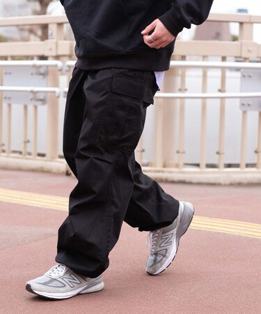 ワイドカーゴパンツ