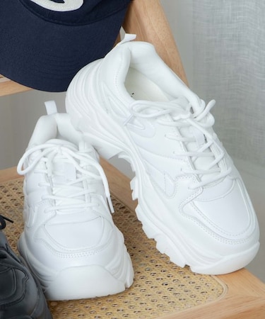 厚底ダッドスニーカー