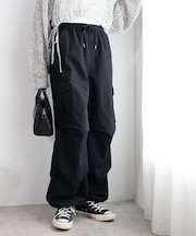 イージーパラシュートカーゴパンツ