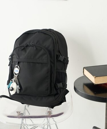 アクティブデイリーユースバックパック