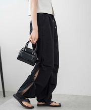 サイドリボンパラシュートパンツ