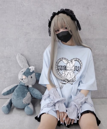 飾られし闇うさぎ