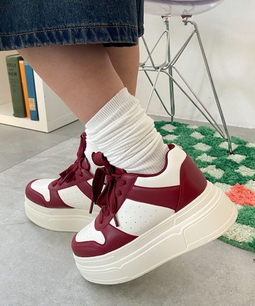 ボリュームレースアップ厚底スニーカー
