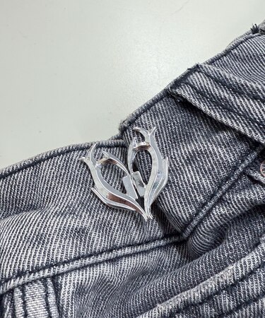 ウエスト調節モチーフクリップ