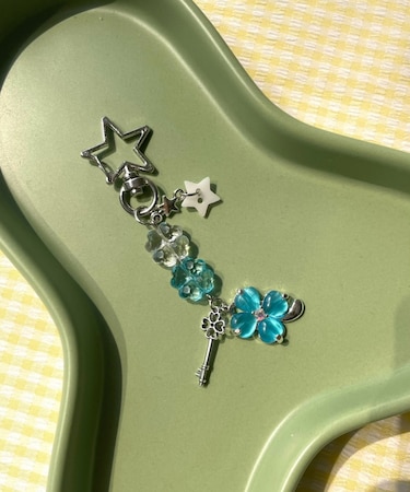 ビジュークローバービーズキーホルダー