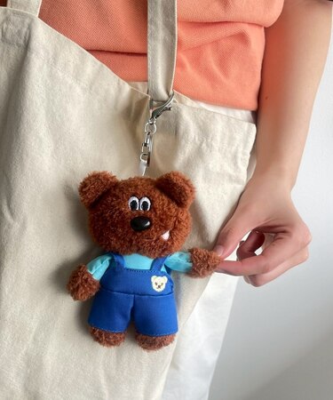 ぺろりんベアぬいぐるみキーホルダー