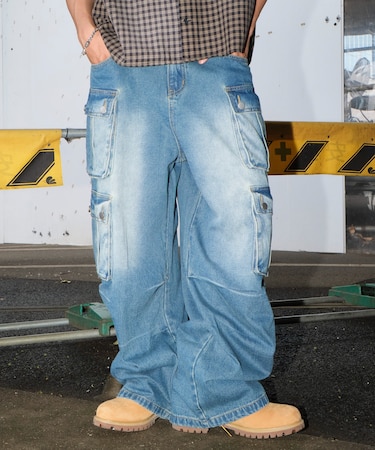 マルチポケットデニムパンツ