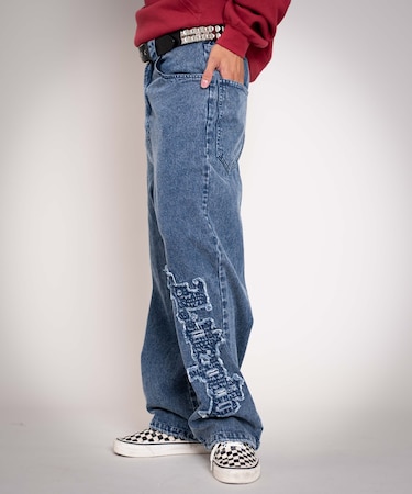 グラフィックデニムパンツ