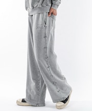 ブリーチスタッズロゴスウェットパンツ