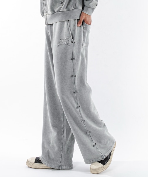 ブリーチスタッズロゴスウェットパンツ