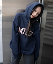 グラフィックロゴプルパーカー